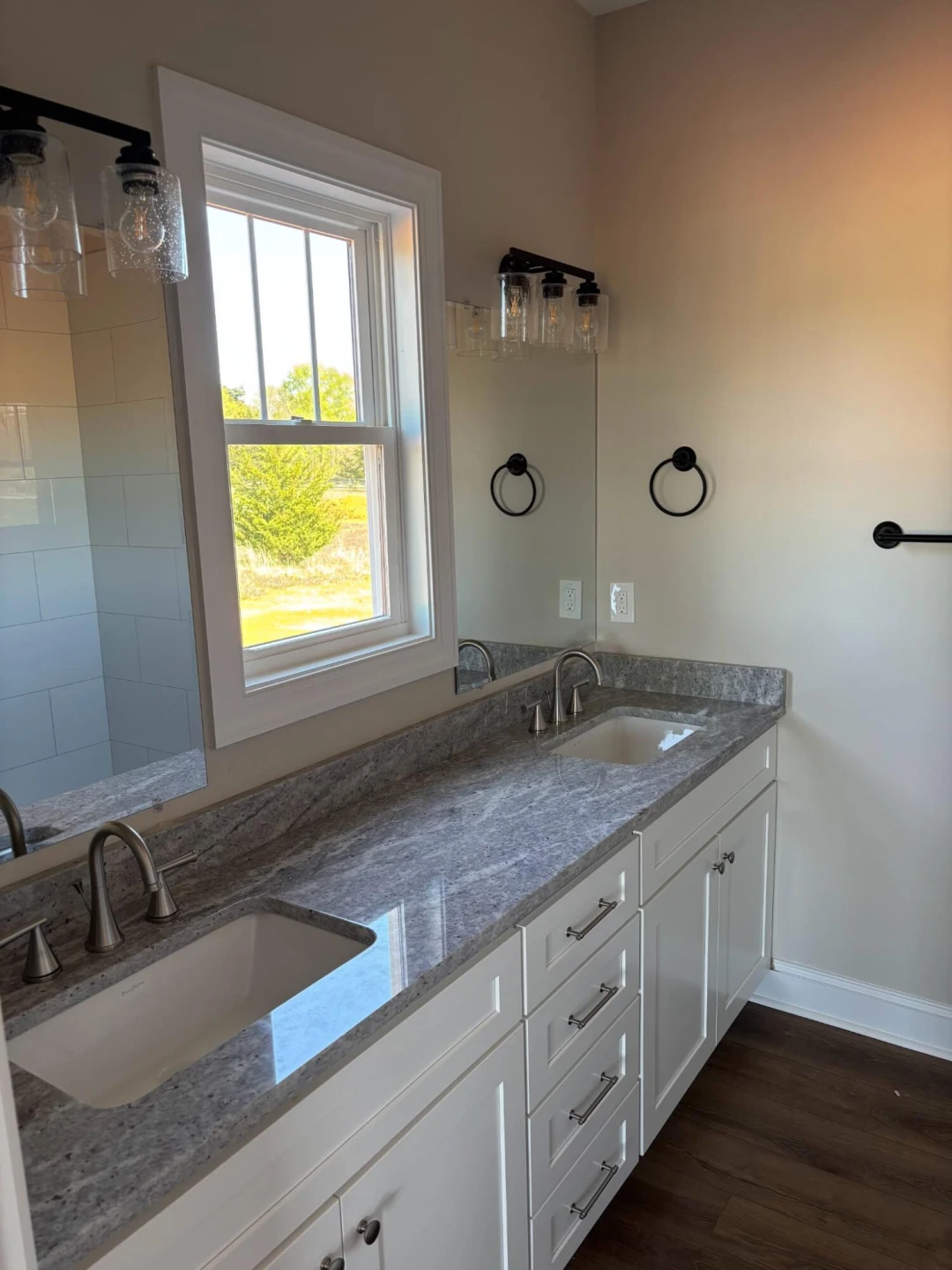 10384 Leesville RD - Photo 10
