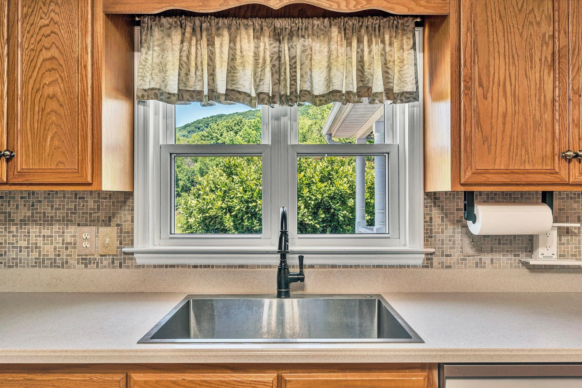 1351 Archway RD - Photo 18