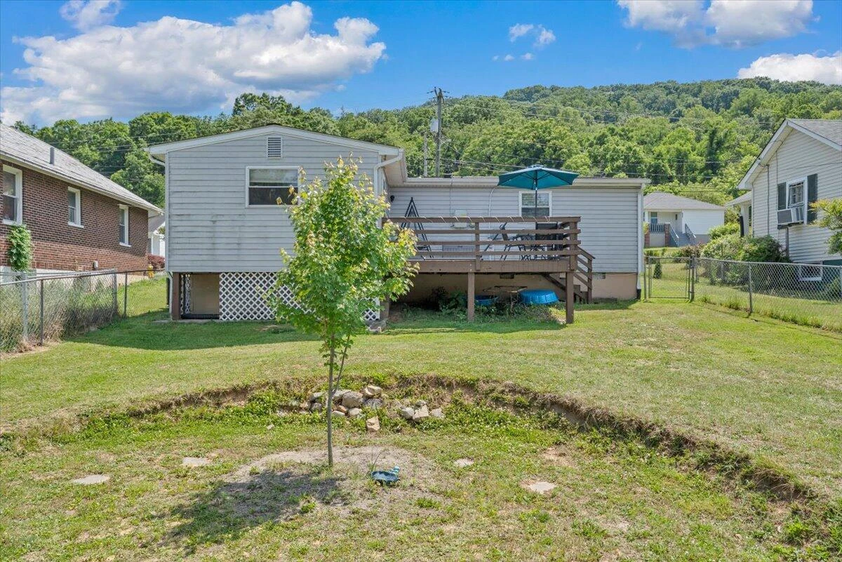 3648 Yellow Mountain RD SE - Photo 23