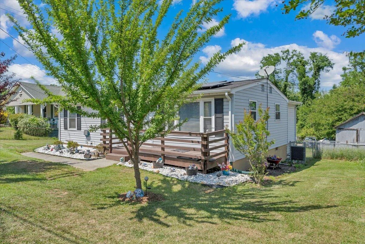 3648 Yellow Mountain RD SE - Photo 25