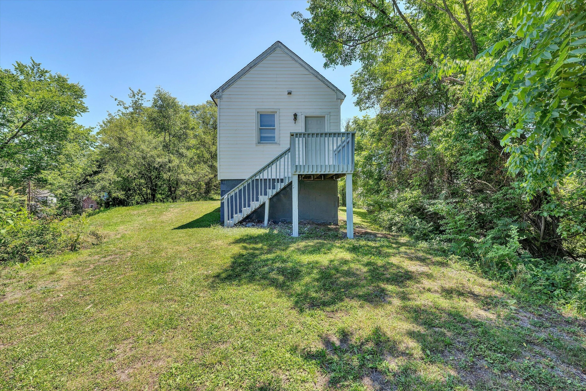 506 6Th ST NW - Photo 12