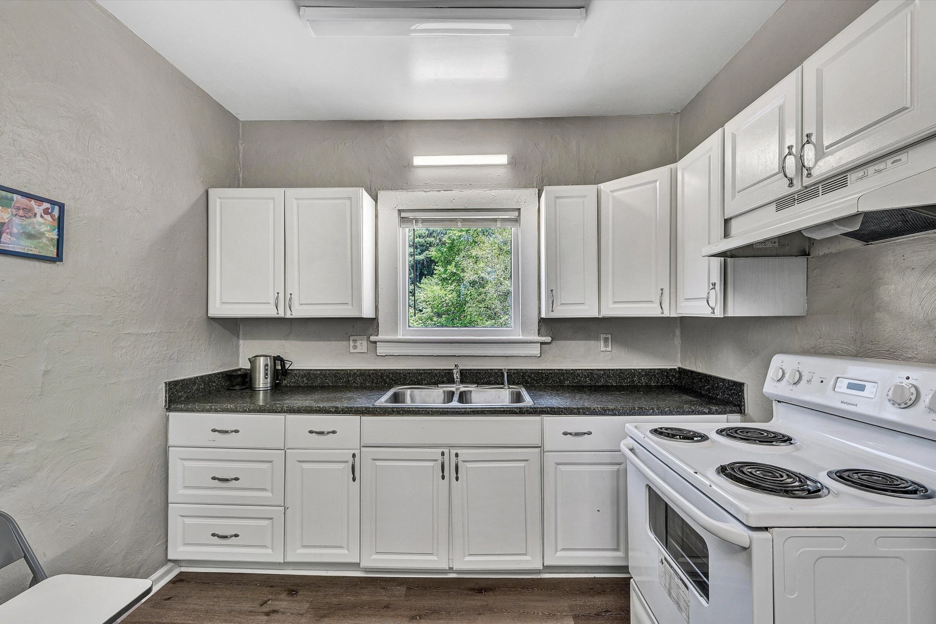 506 6Th ST NW - Photo 6