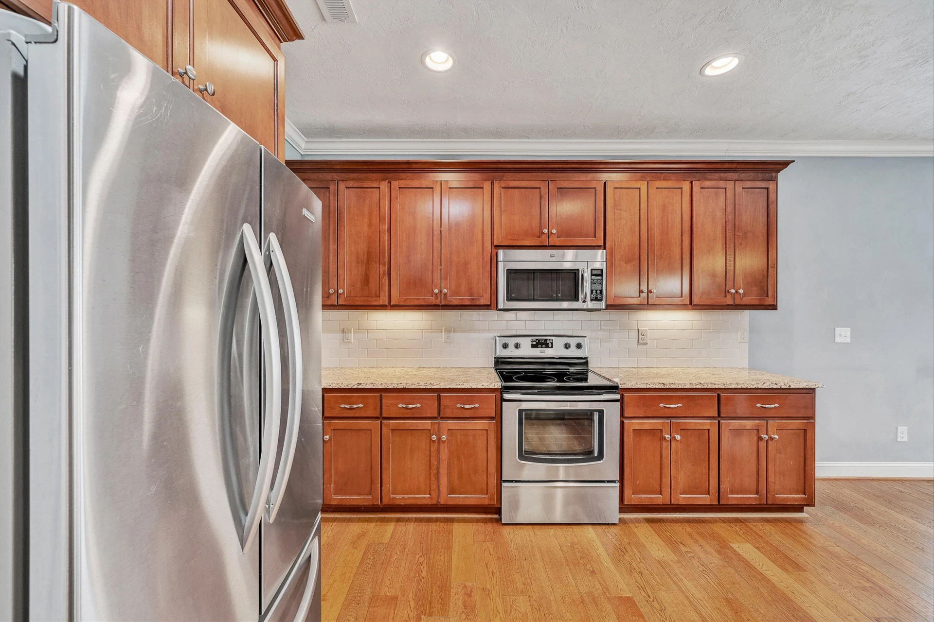 254 Altamira DR - Photo 10