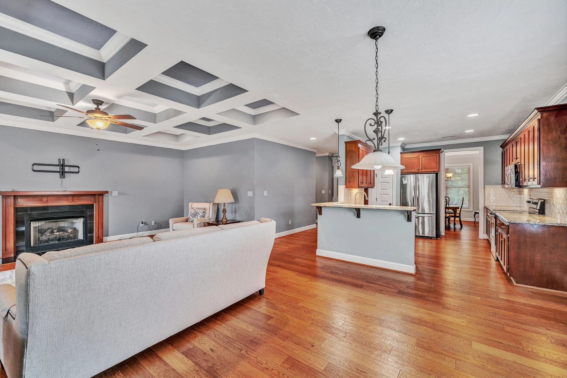 254 Altamira DR - Photo 15