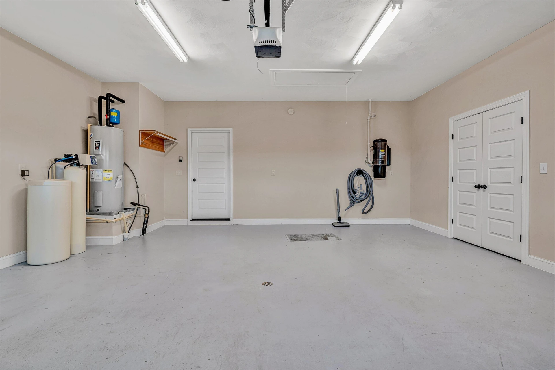 254 Altamira DR - Photo 28
