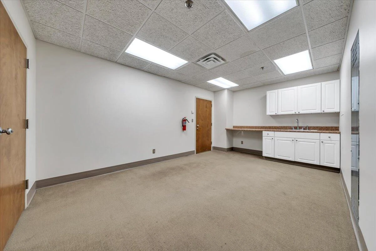 204 S Jefferson ST ## 2 - Photo 24