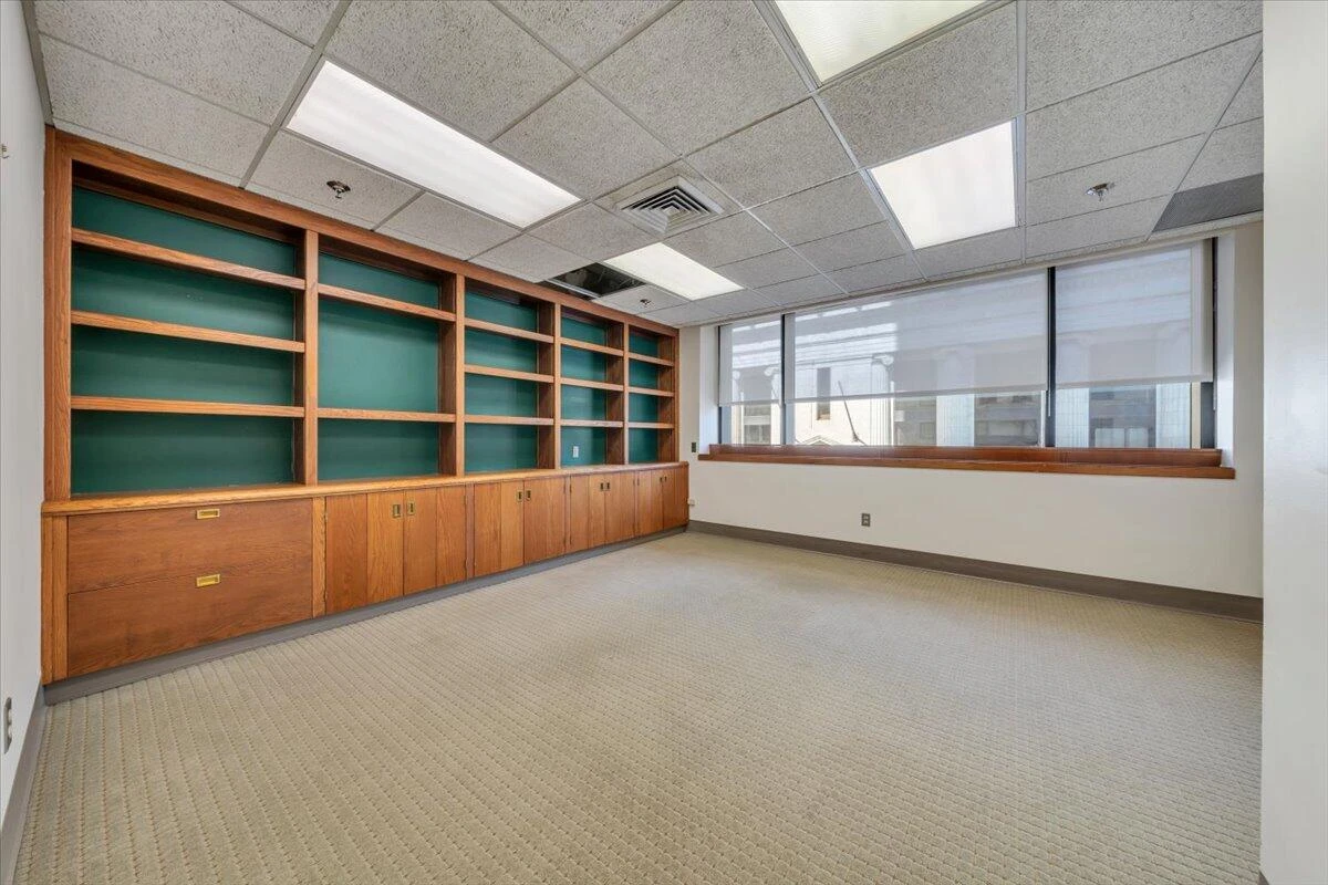 204 S Jefferson ST ## 2 - Photo 6