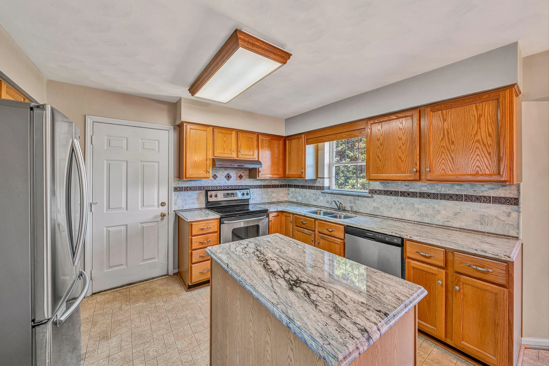 1920 High Crest CT - Photo 11