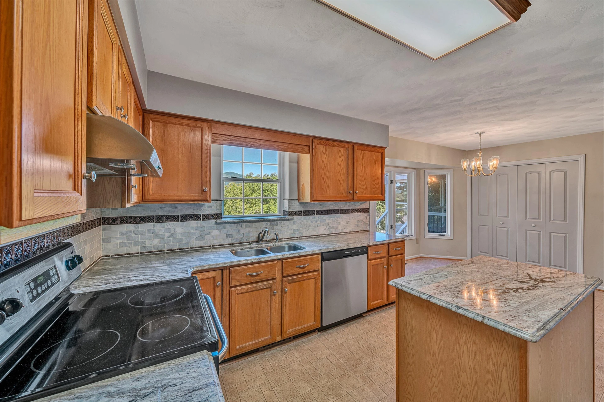 1920 High Crest CT - Photo 13