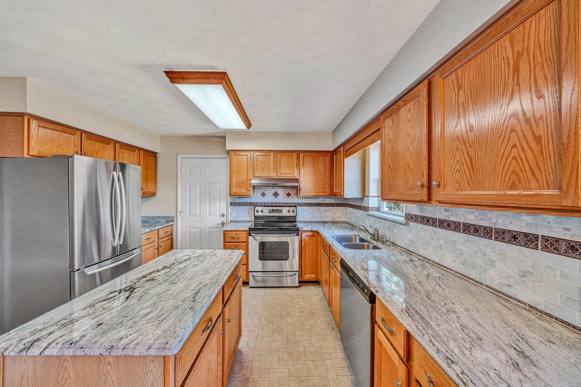 1920 High Crest CT - Photo 14
