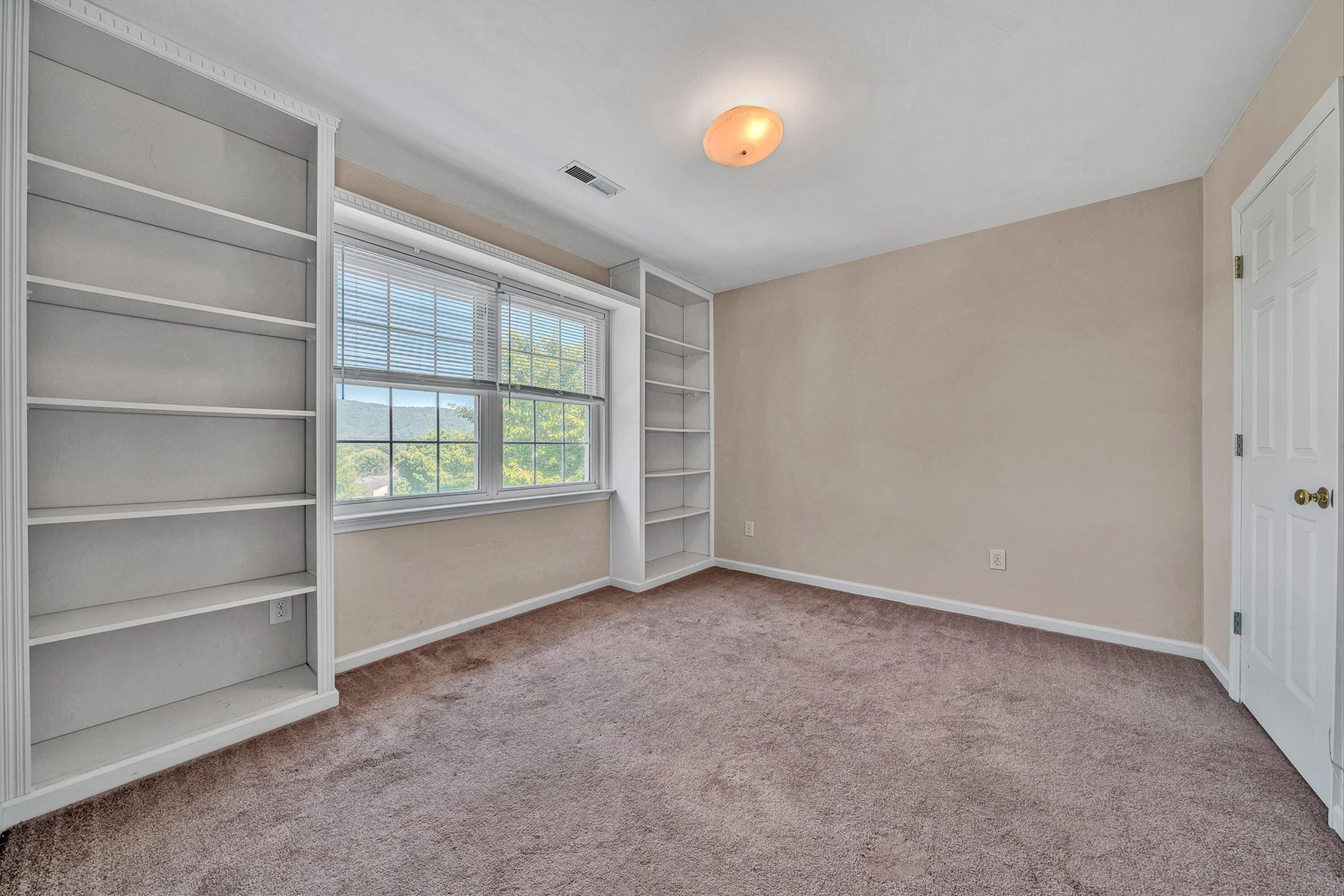 1920 High Crest CT - Photo 26