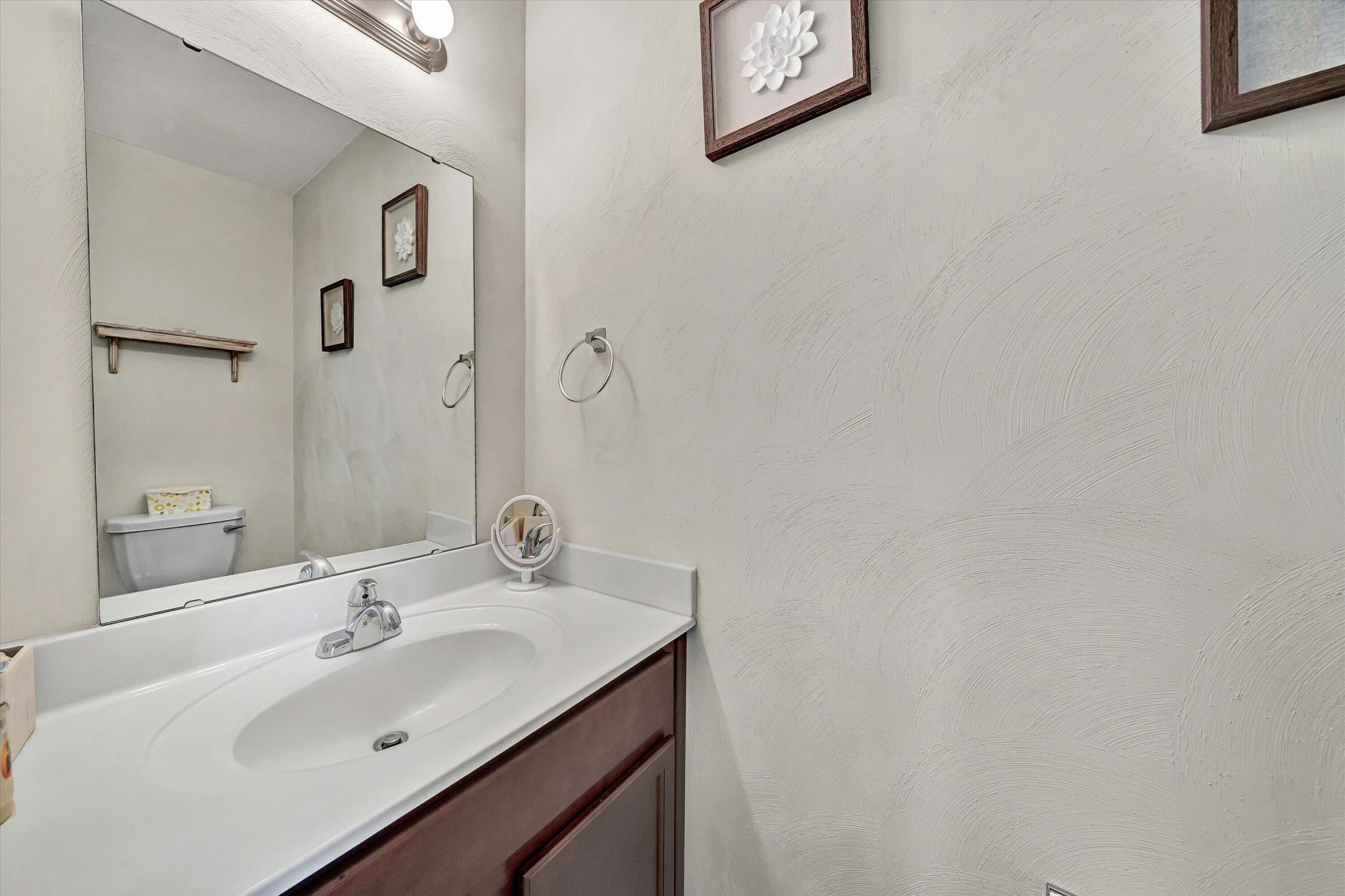 6802 Village Green DR - Photo 11
