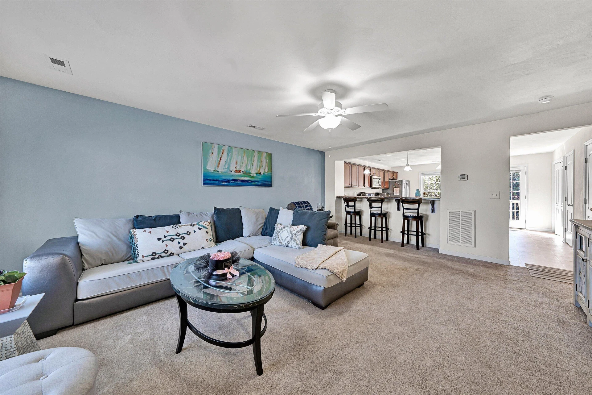 6802 Village Green DR - Photo 3