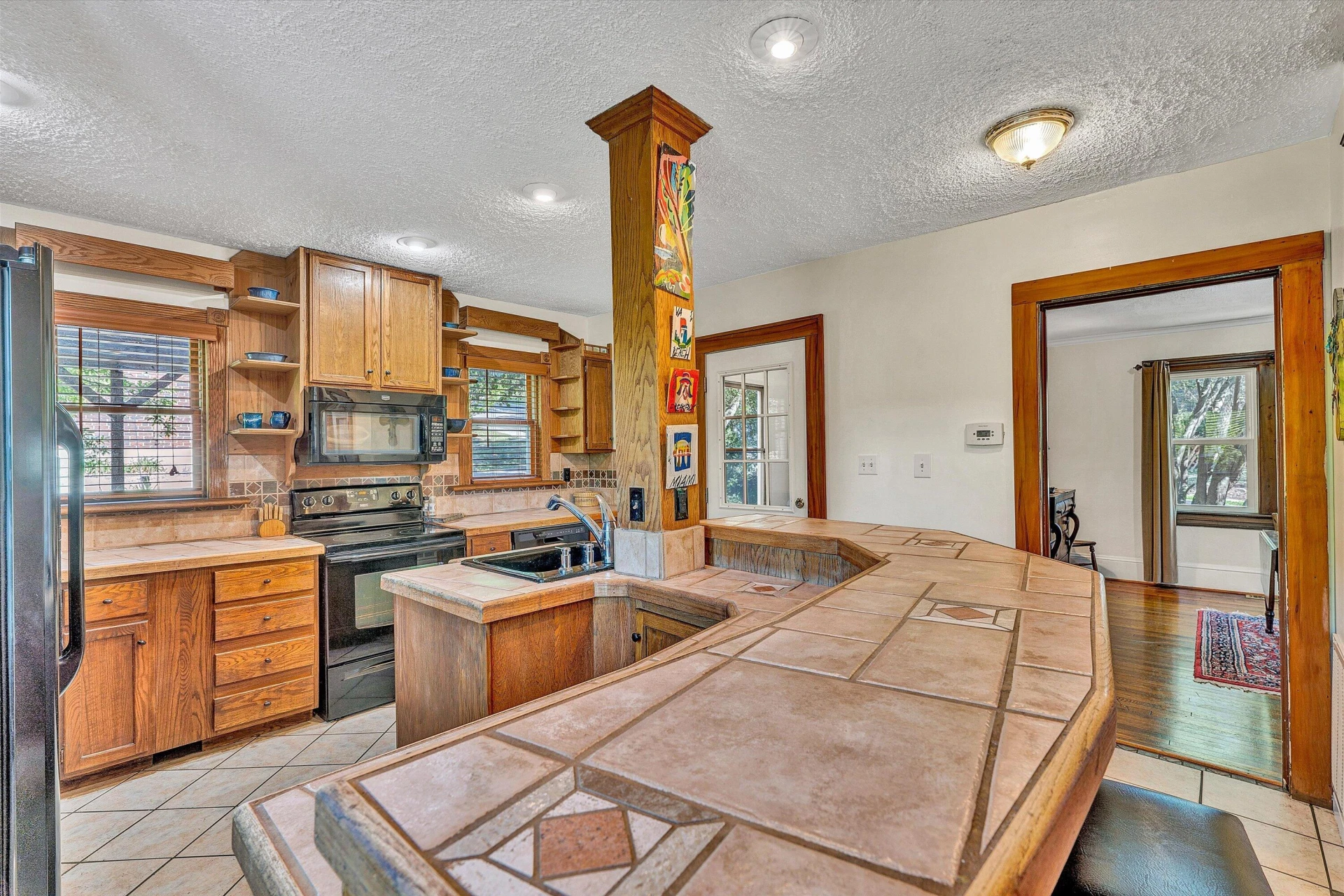 1901 Main ST SW - Photo 22