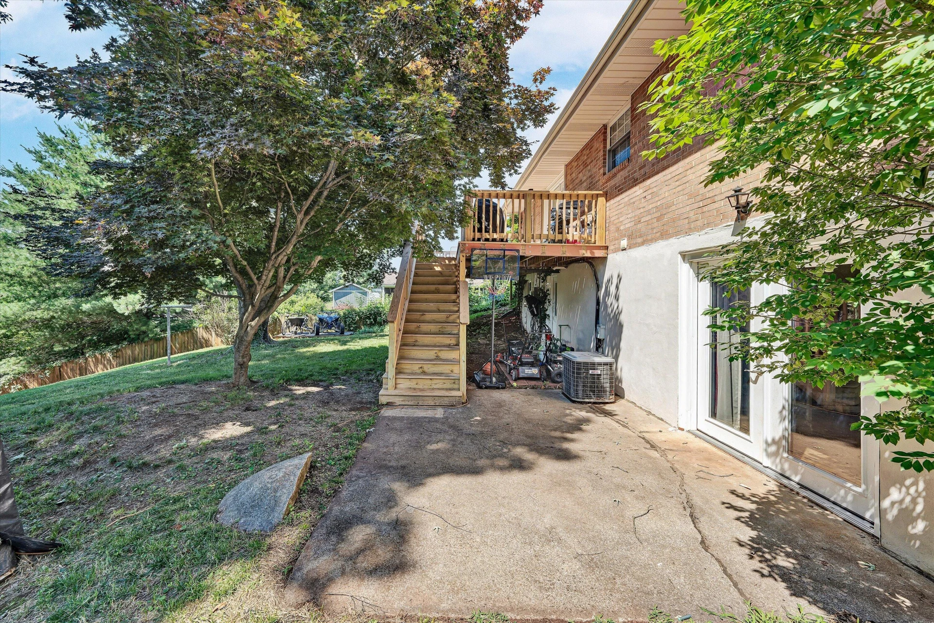 435 McGeorge DR - Photo 27