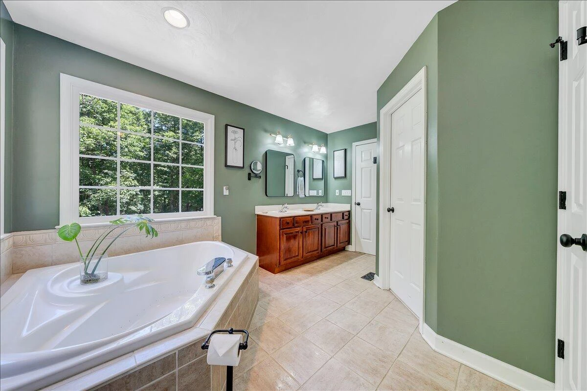 375 Silver Shadow RD - Photo 19