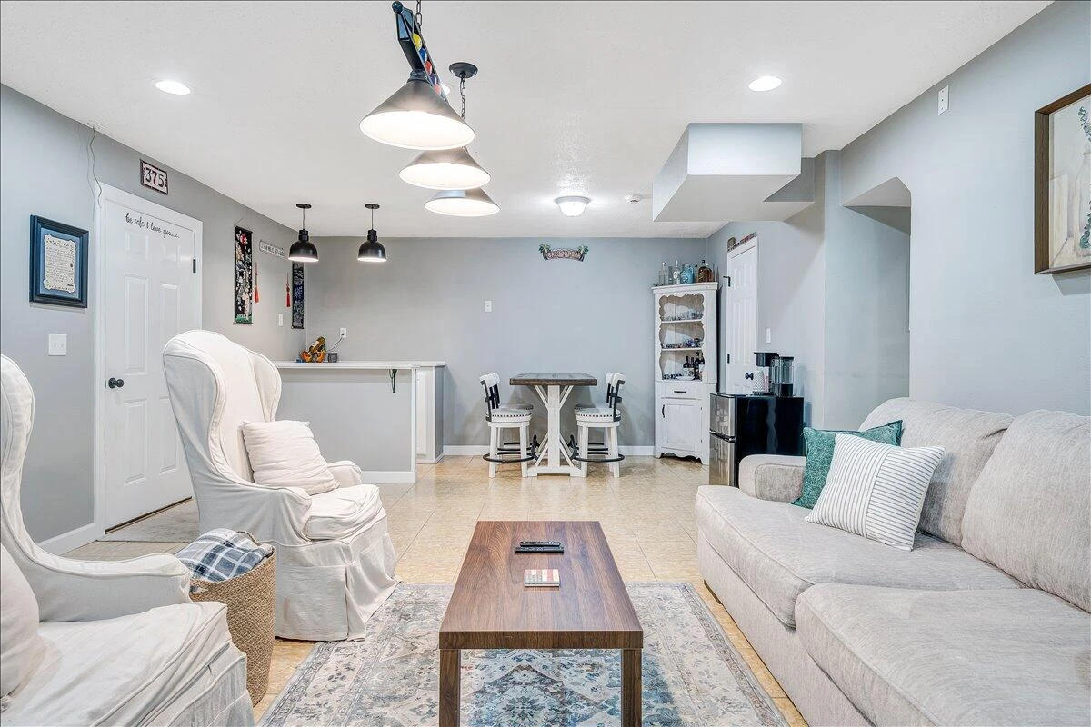 375 Silver Shadow RD - Photo 26