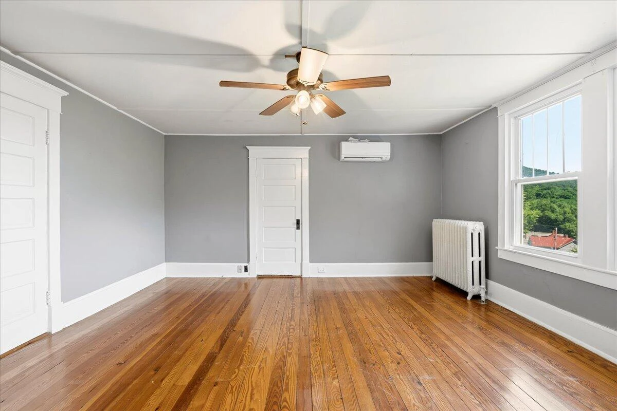 535 Boyd ST - Photo 16