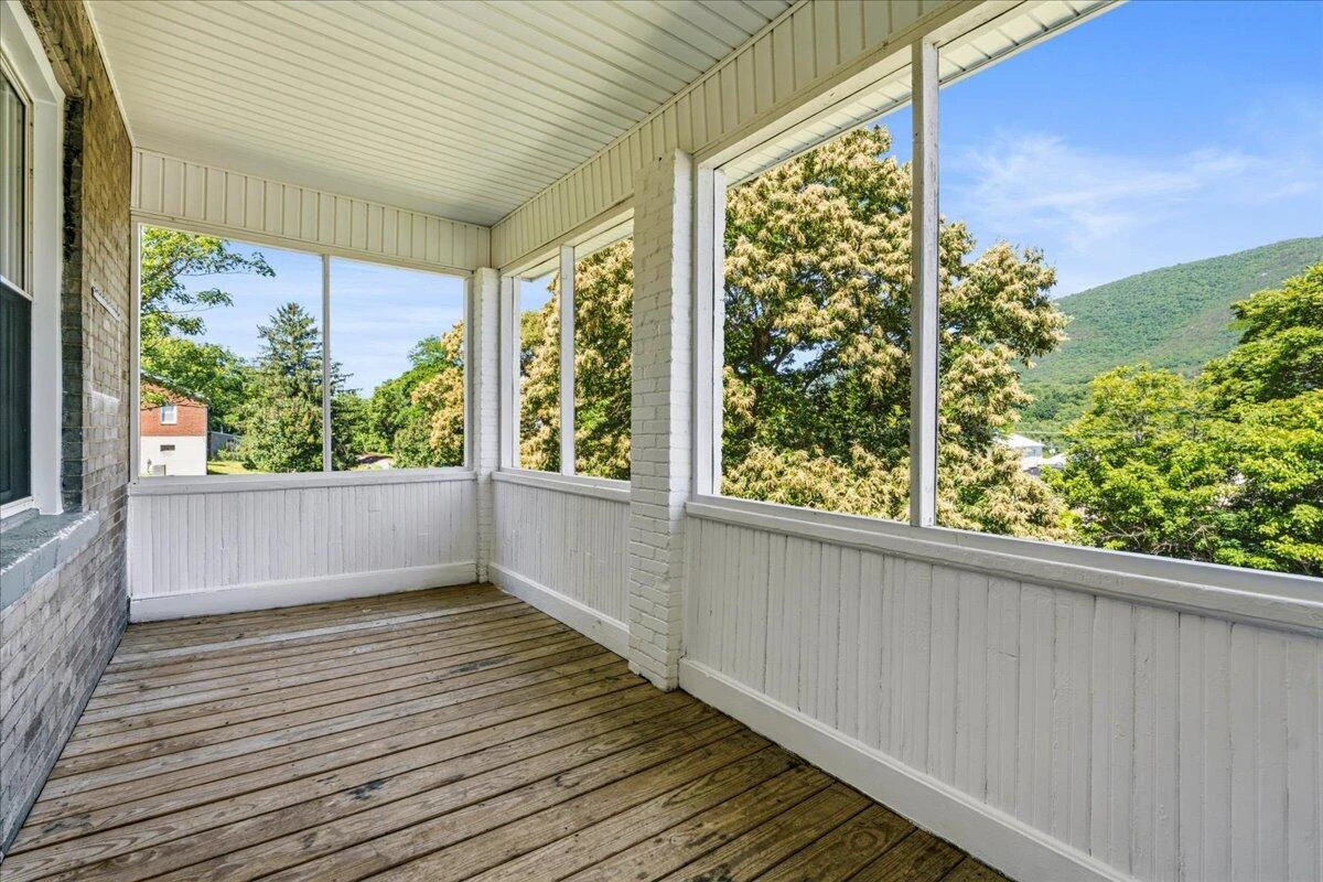 535 Boyd ST - Photo 22