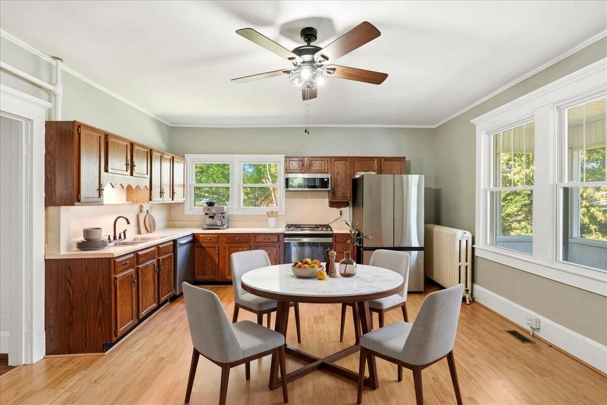 535 Boyd ST - Photo 11