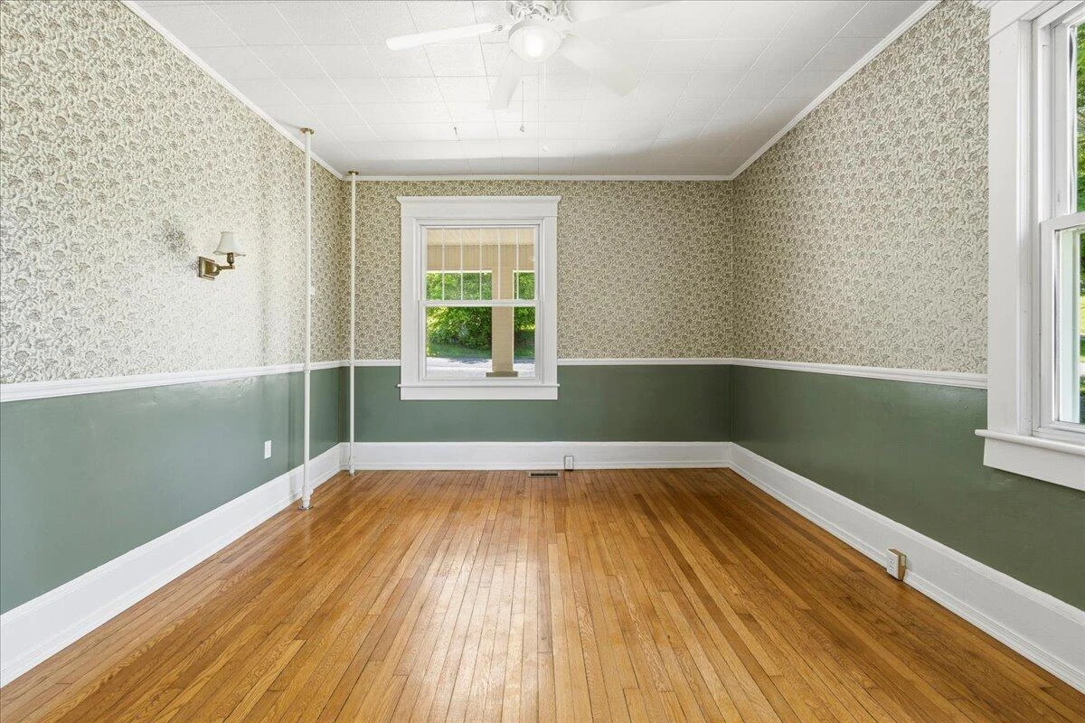 535 Boyd ST - Photo 7