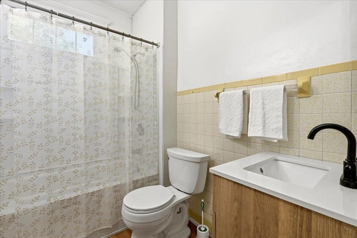 535 Boyd ST - Photo 8