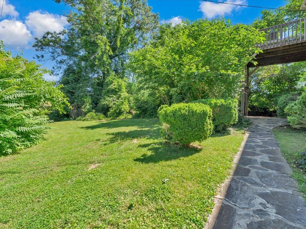 607 Watt ST - Photo 30