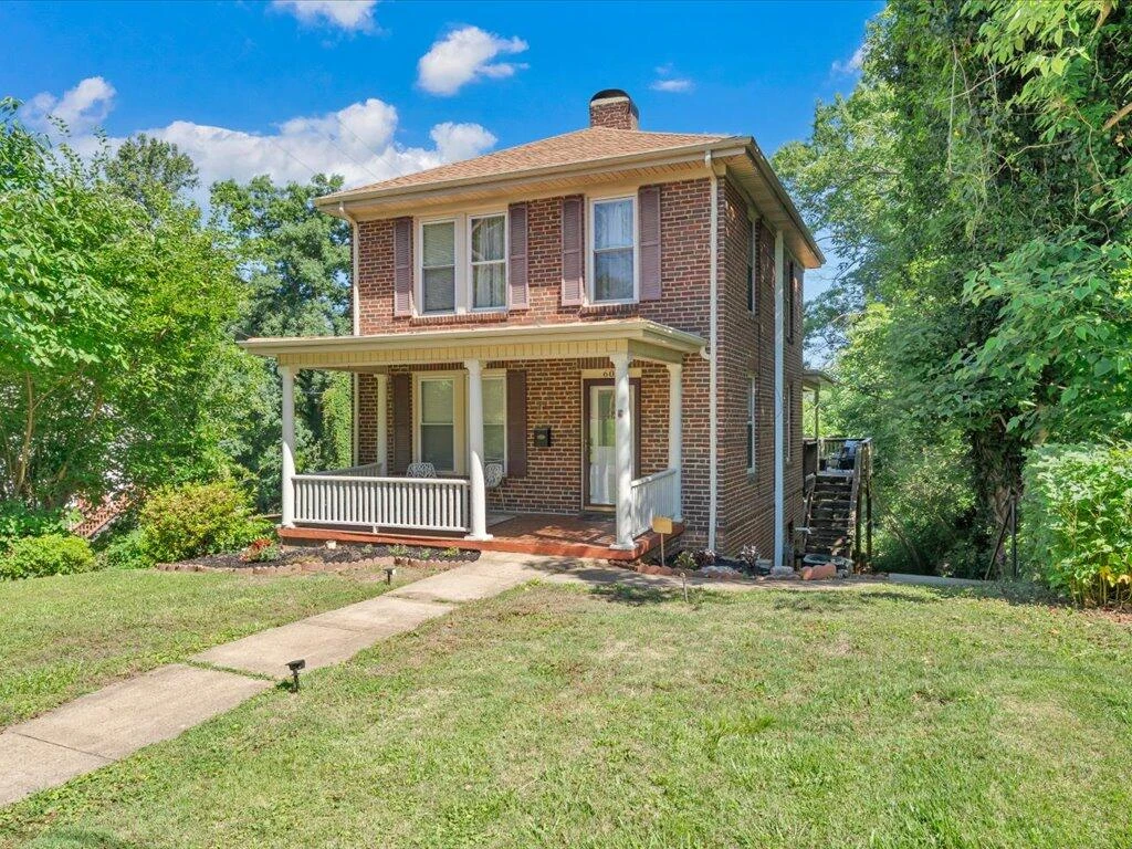 607 Watt ST - Photo 46