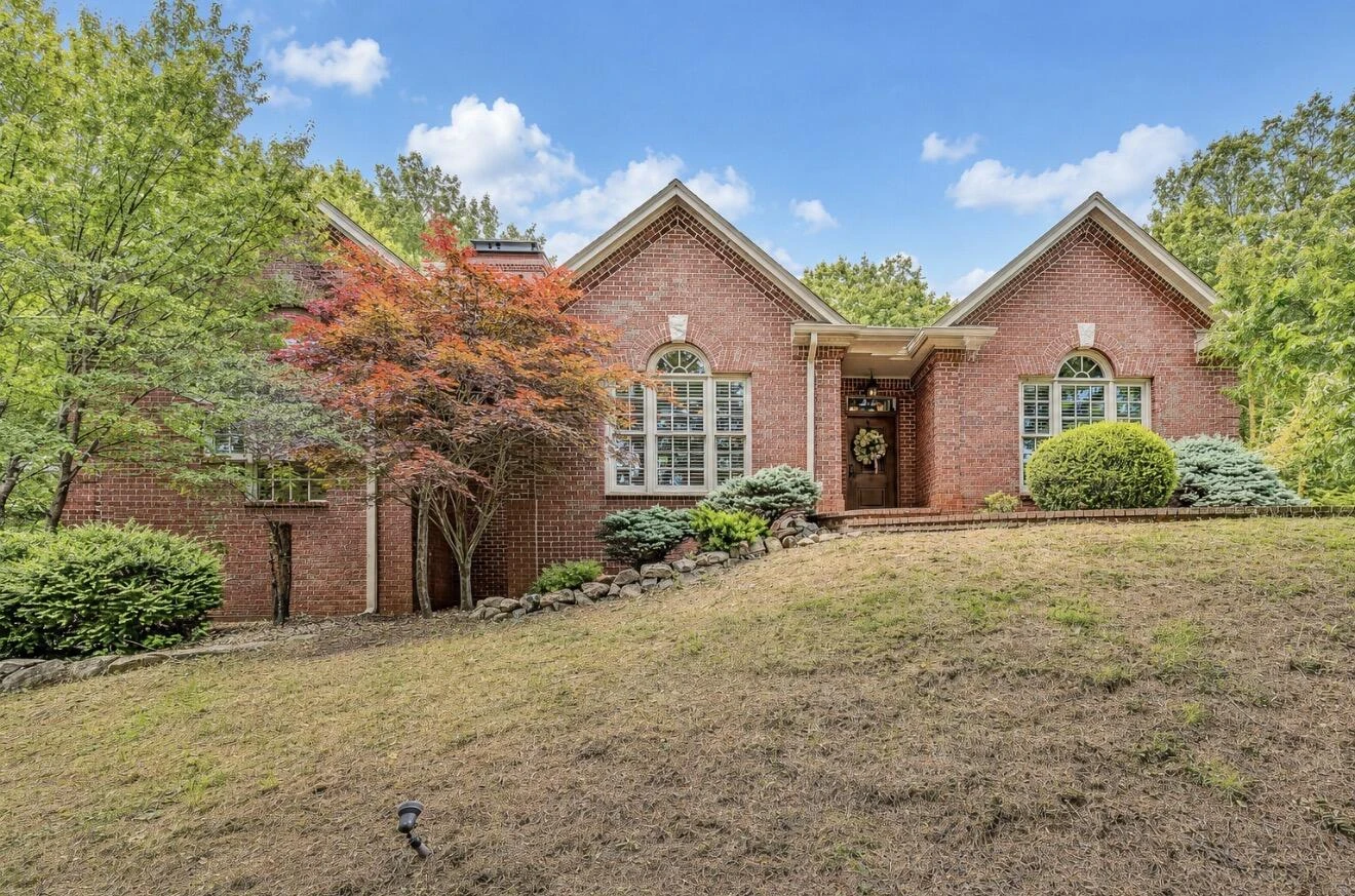 8214 Winterwood TRL