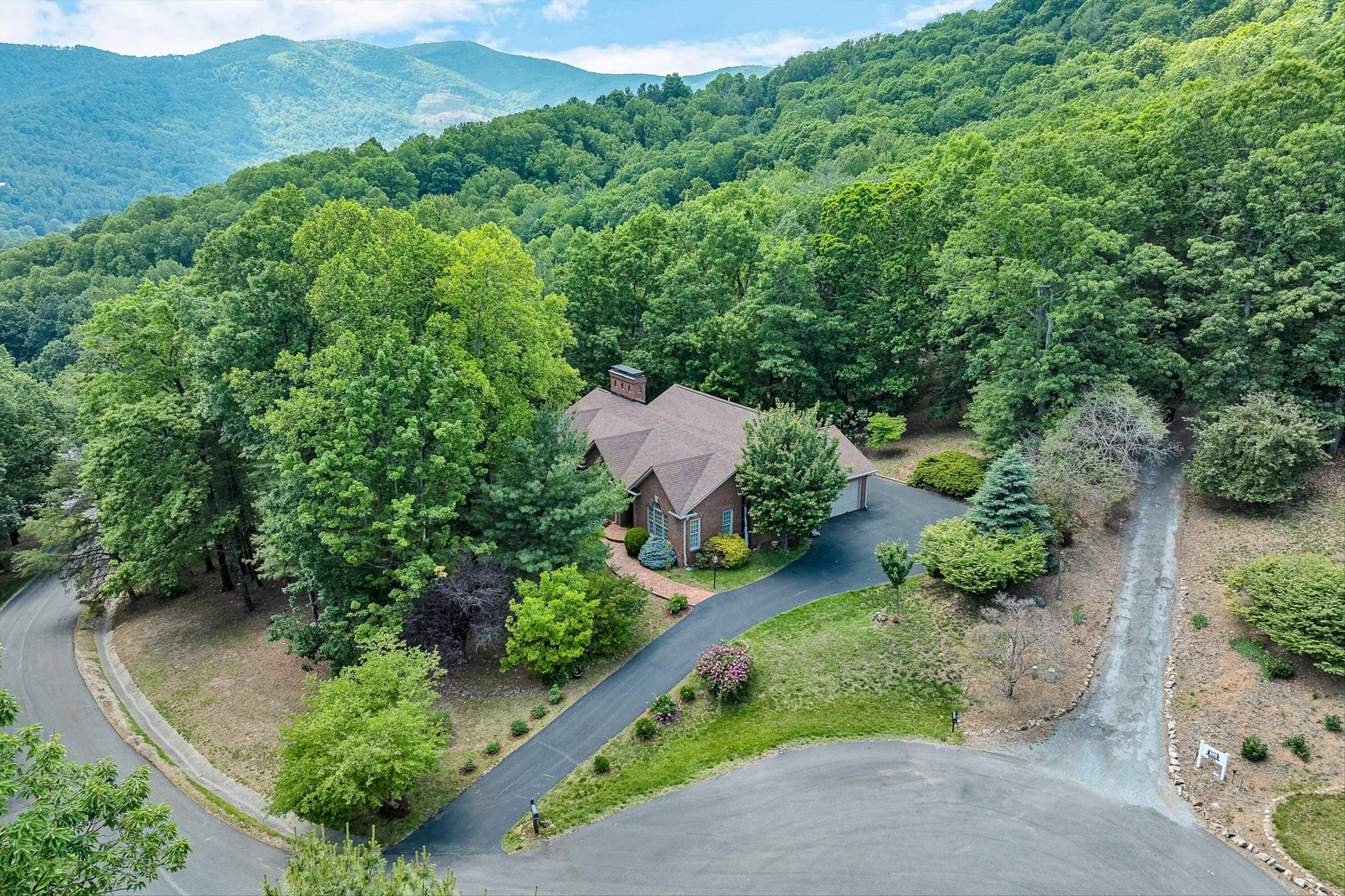 8214 Winterwood TRL - Photo 2