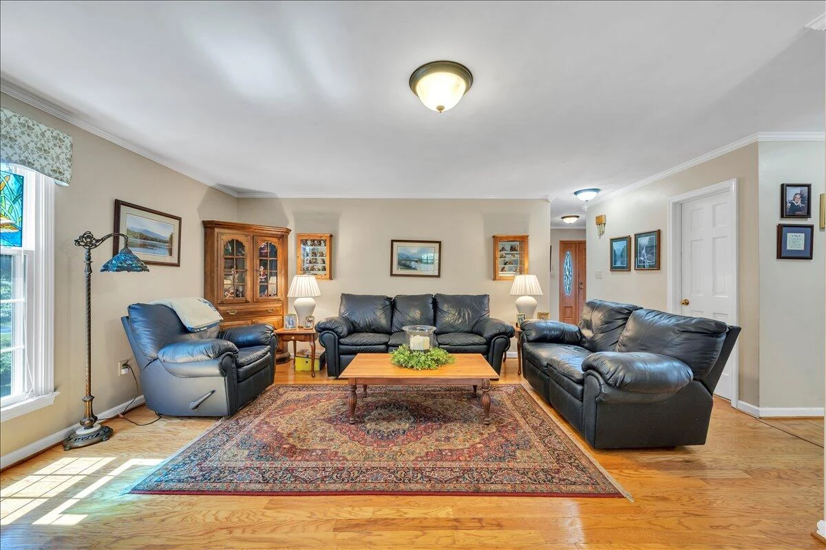 1510 Ashley DR - Photo 24