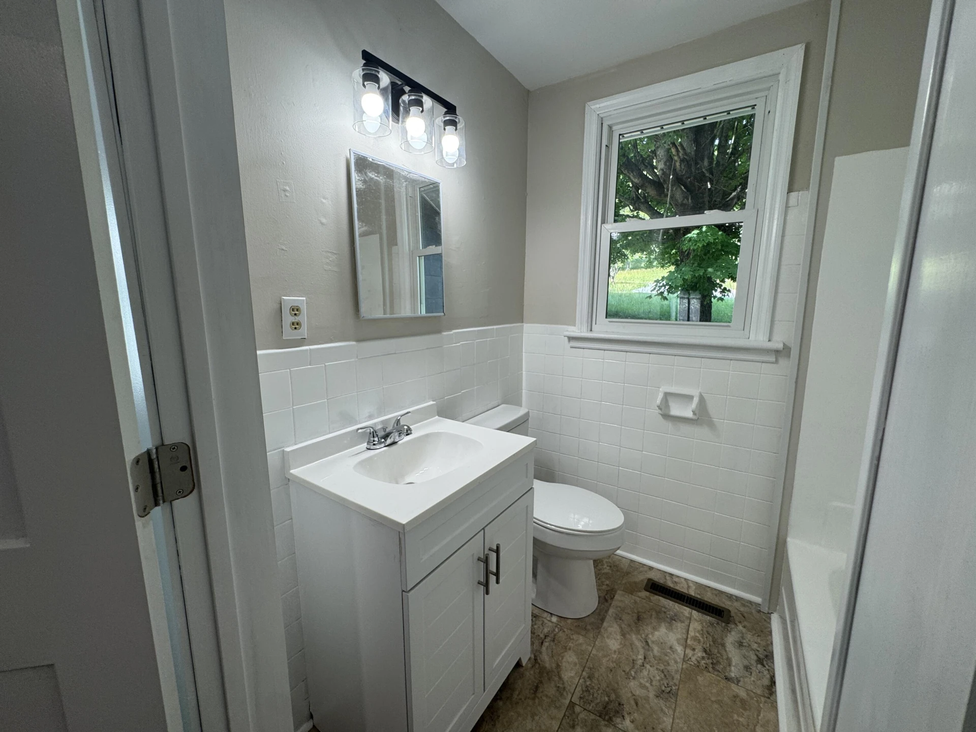 12820 W Lynchburg Salem - Photo 18