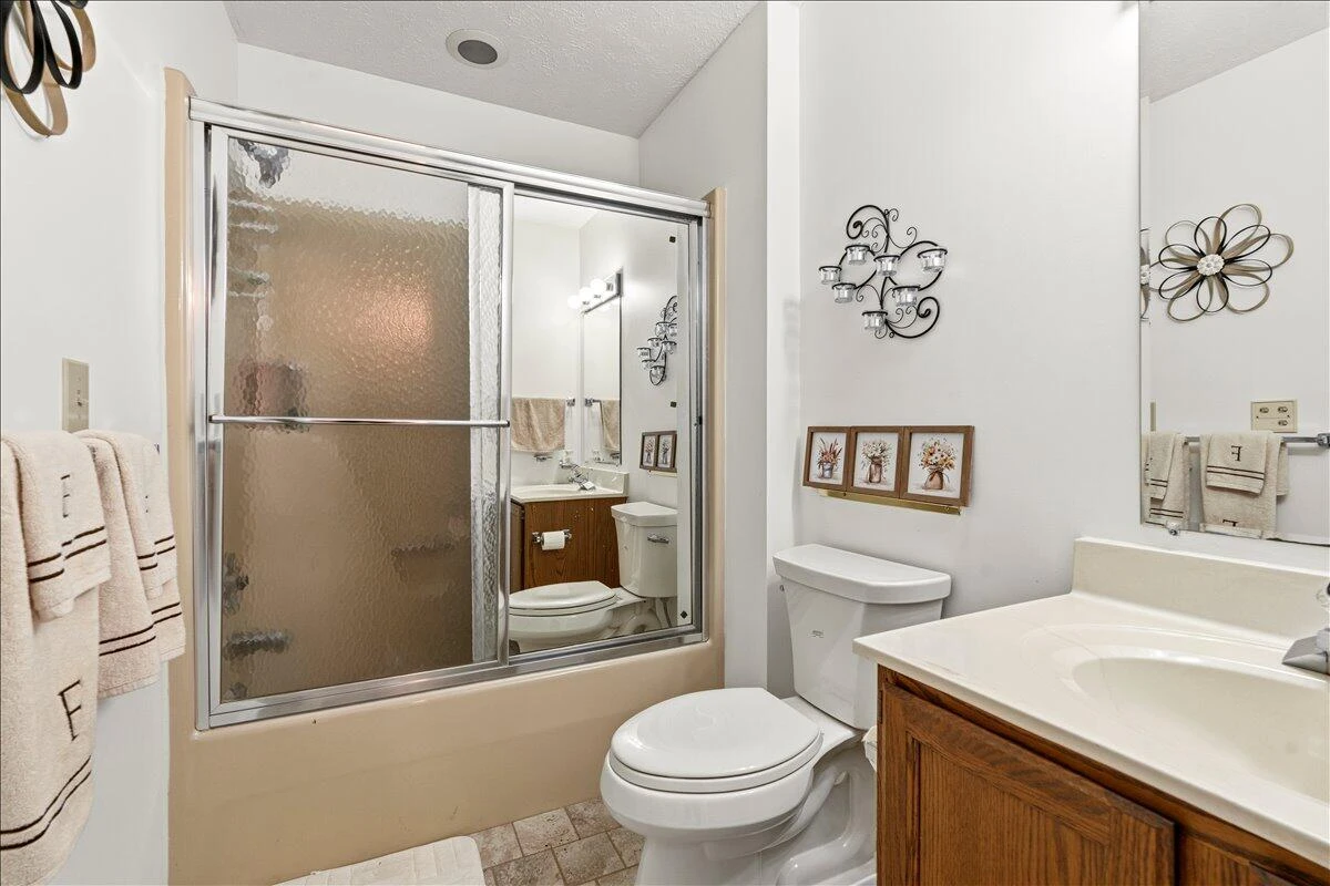 117 Greenbrier DR - Photo 11