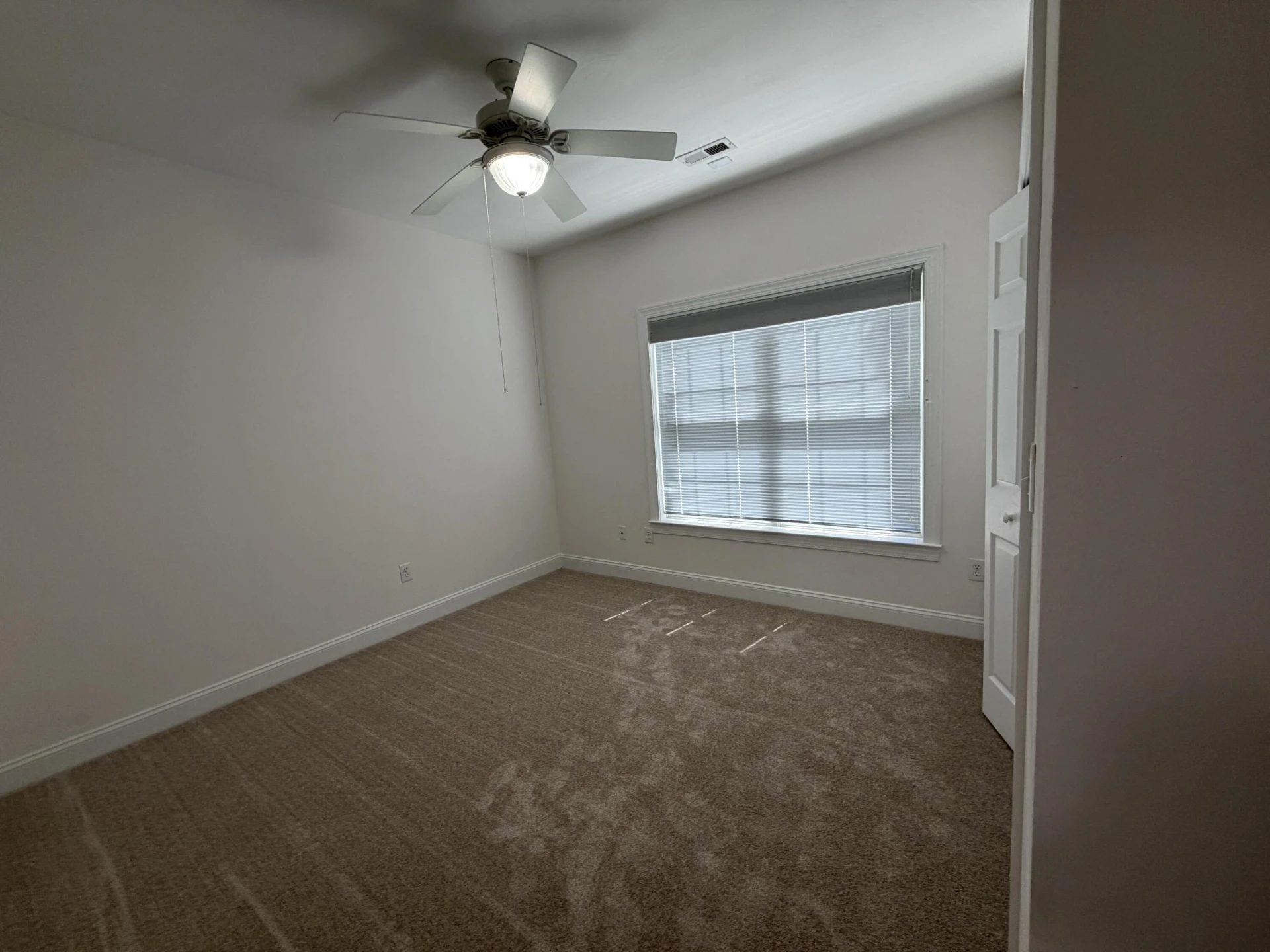 1308 Coronado DR - Photo 14