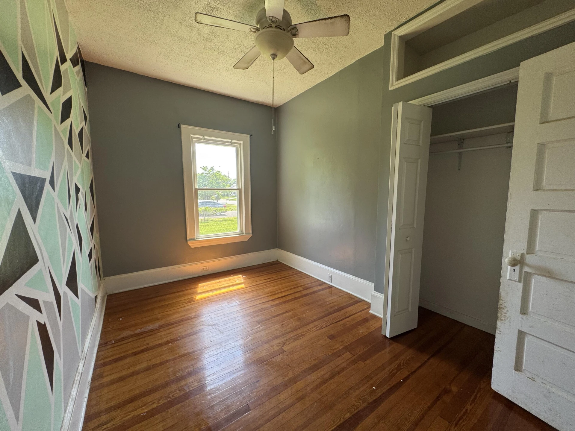 2619 King ST NE - Photo 14