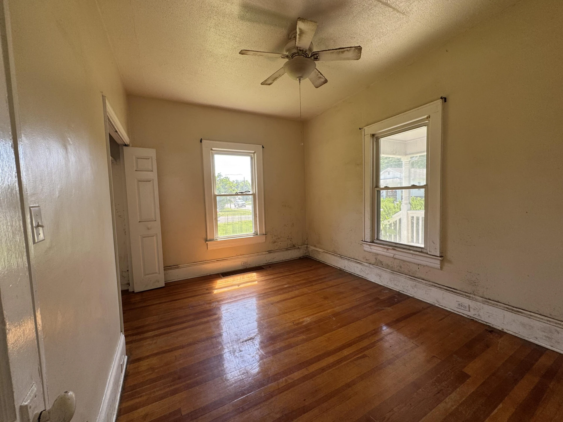 2619 King ST NE - Photo 15