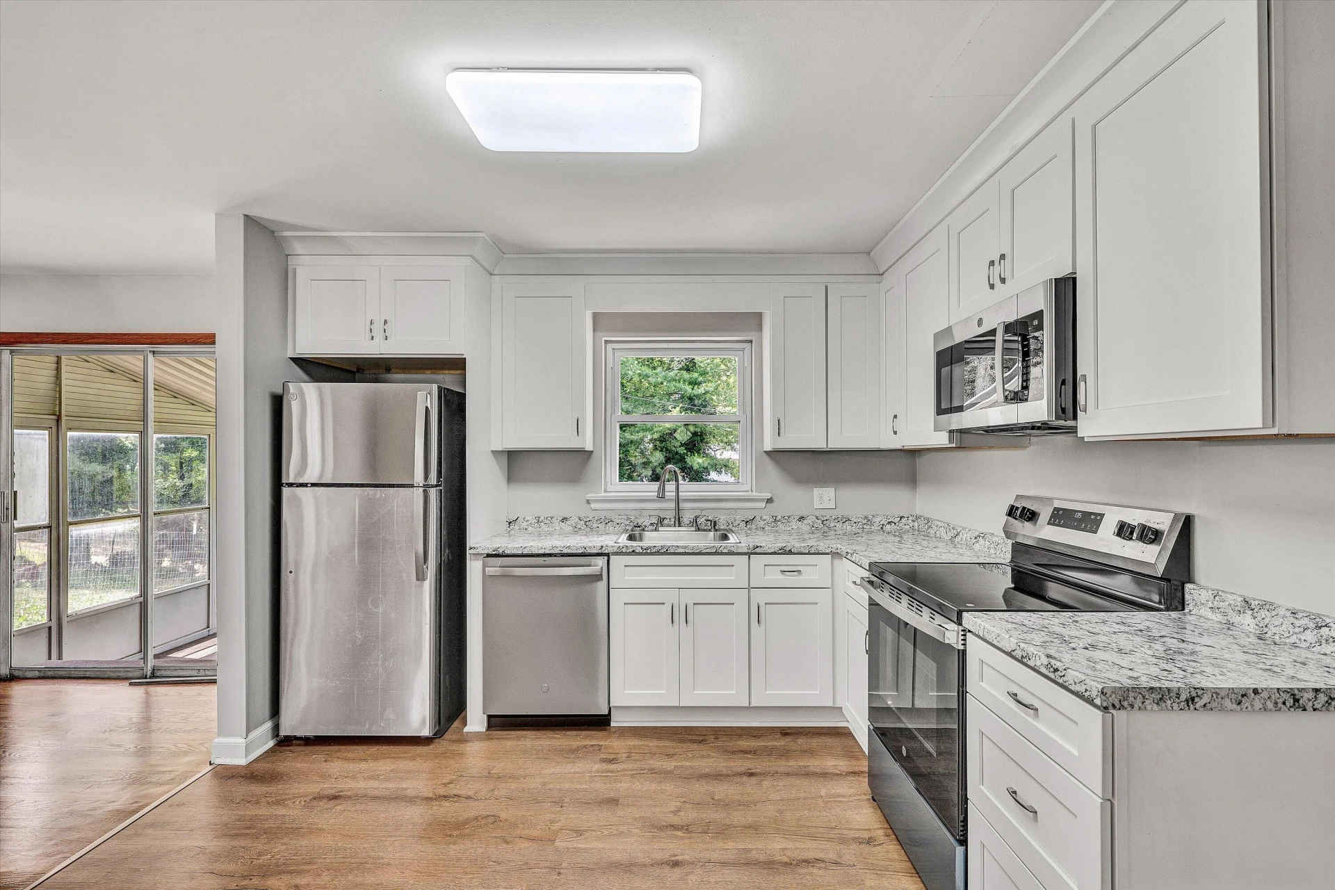 6066 Thornrose RD - Photo 13