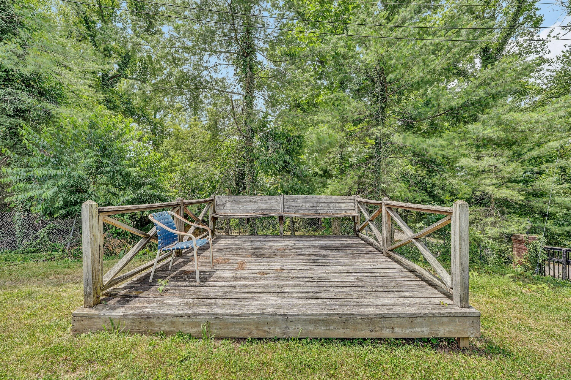 6066 Thornrose RD - Photo 29