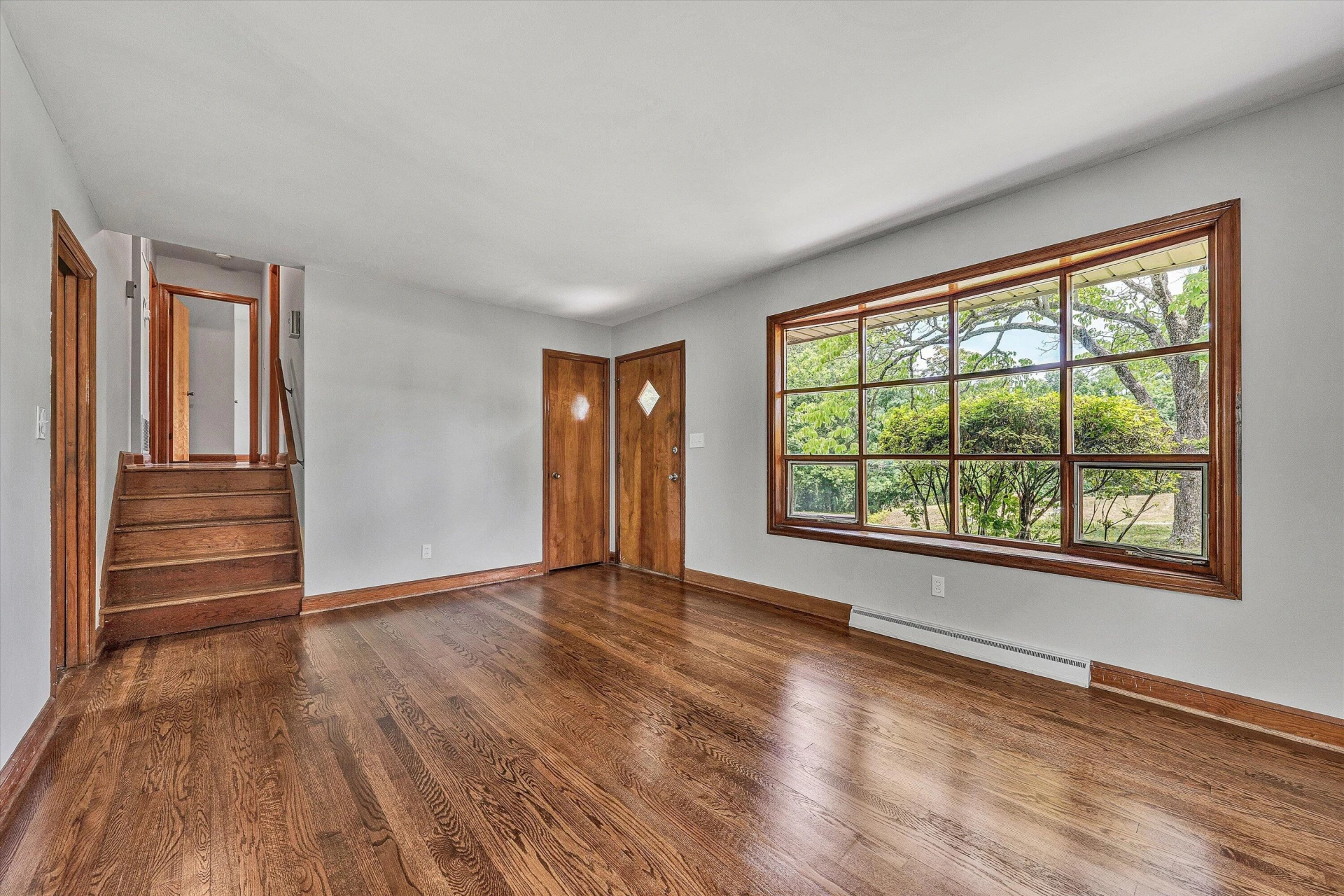 6066 Thornrose RD - Photo 7