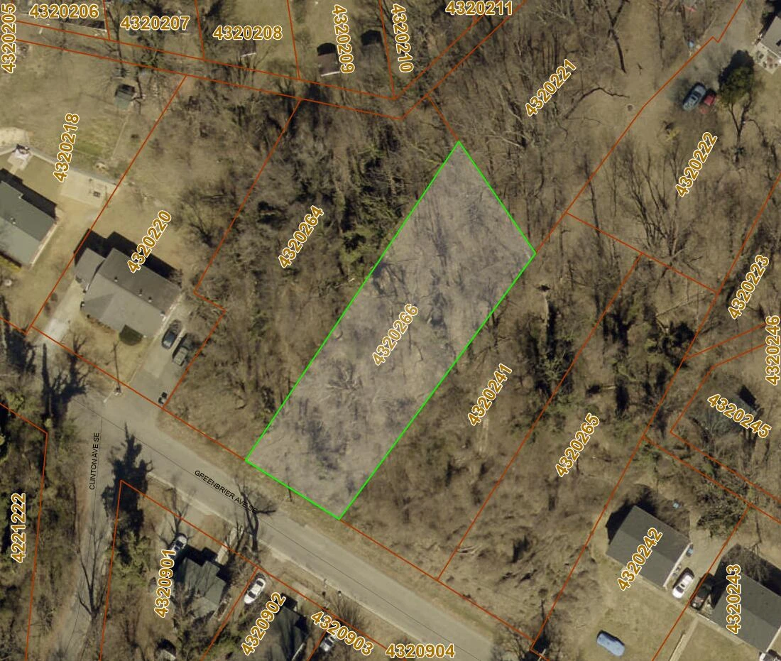 1806 Greenbrier AVE SE