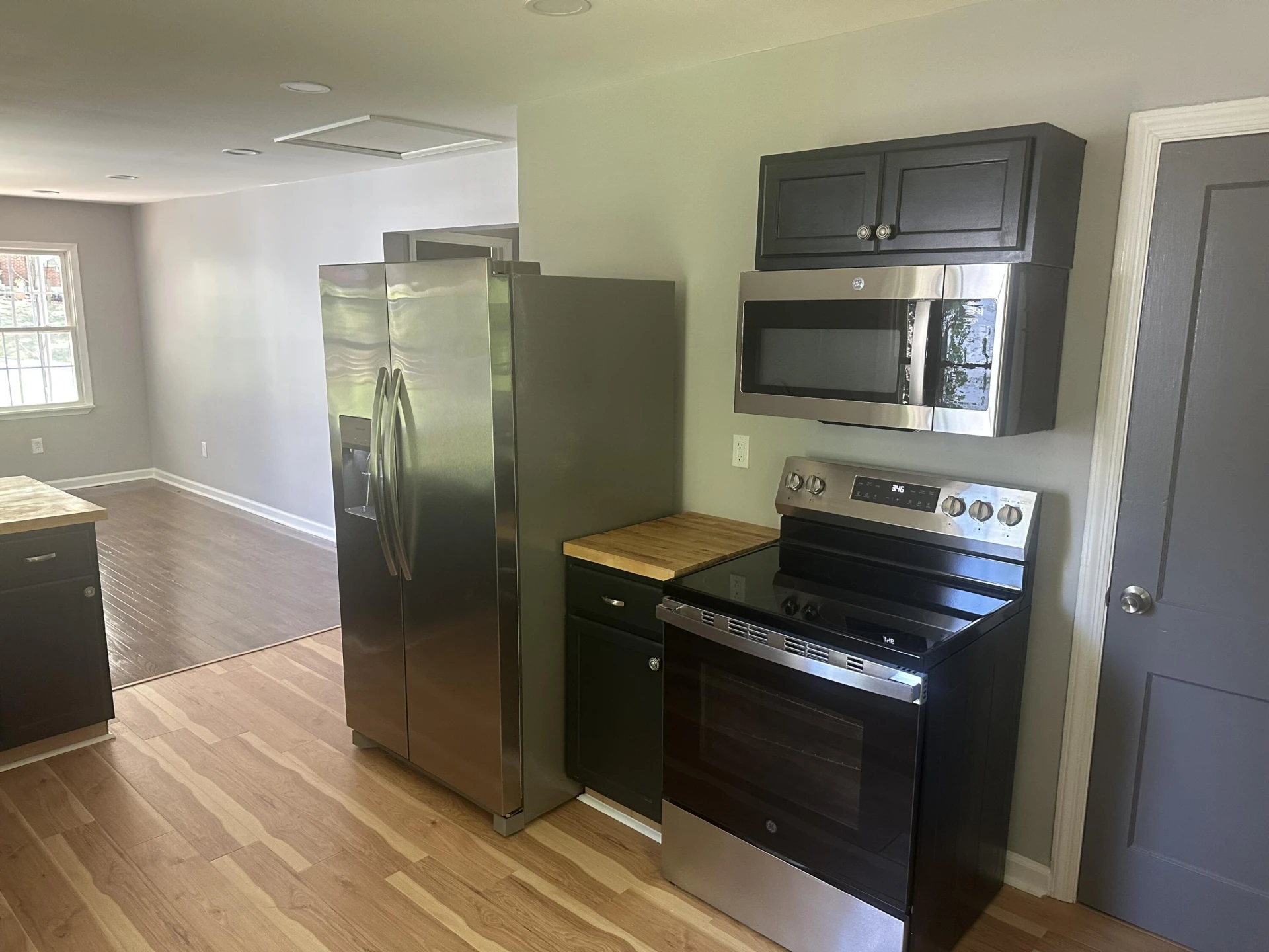 3819 Virginia AVE NW - Photo 9