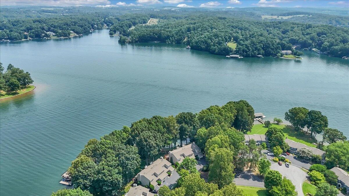 60 Windlass Pointe DR - Photo 18