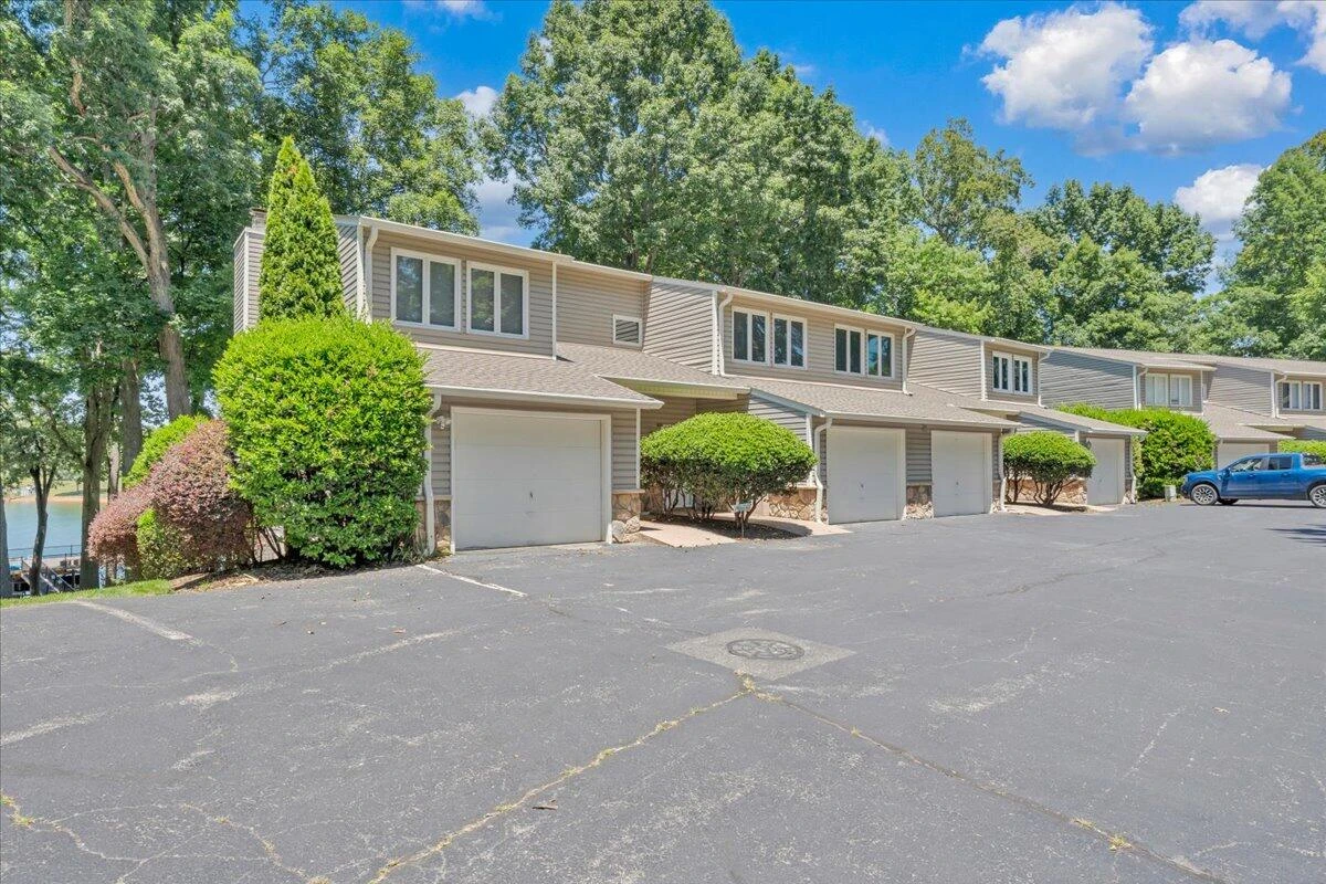 60 Windlass Pointe DR - Photo 2
