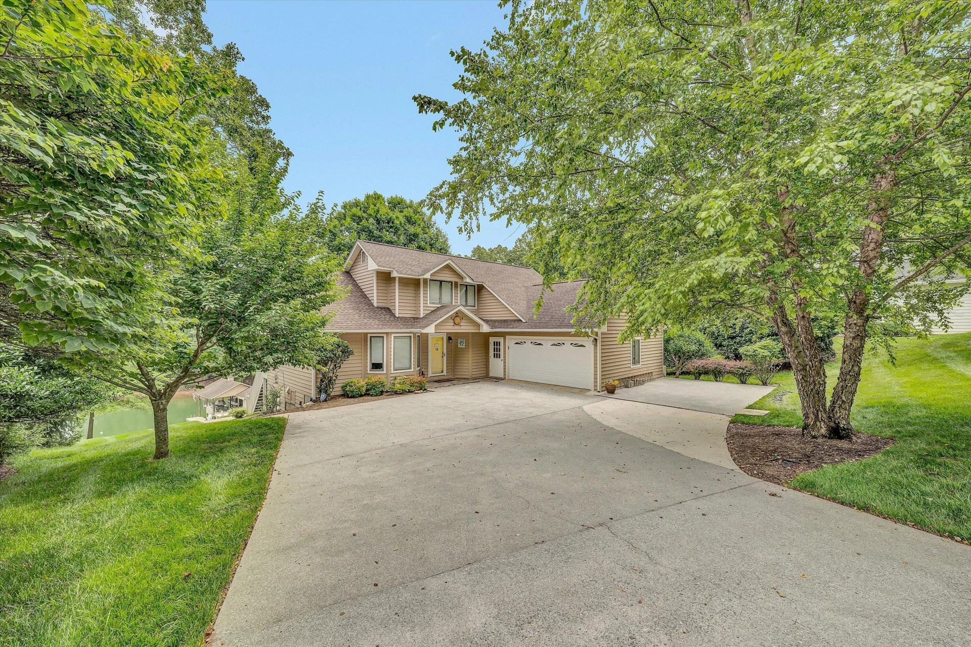 3266 Kemp Ford RD - Photo 2