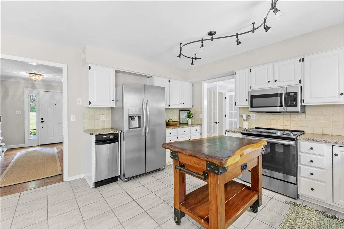 4300 Kings Chase DR - Photo 11