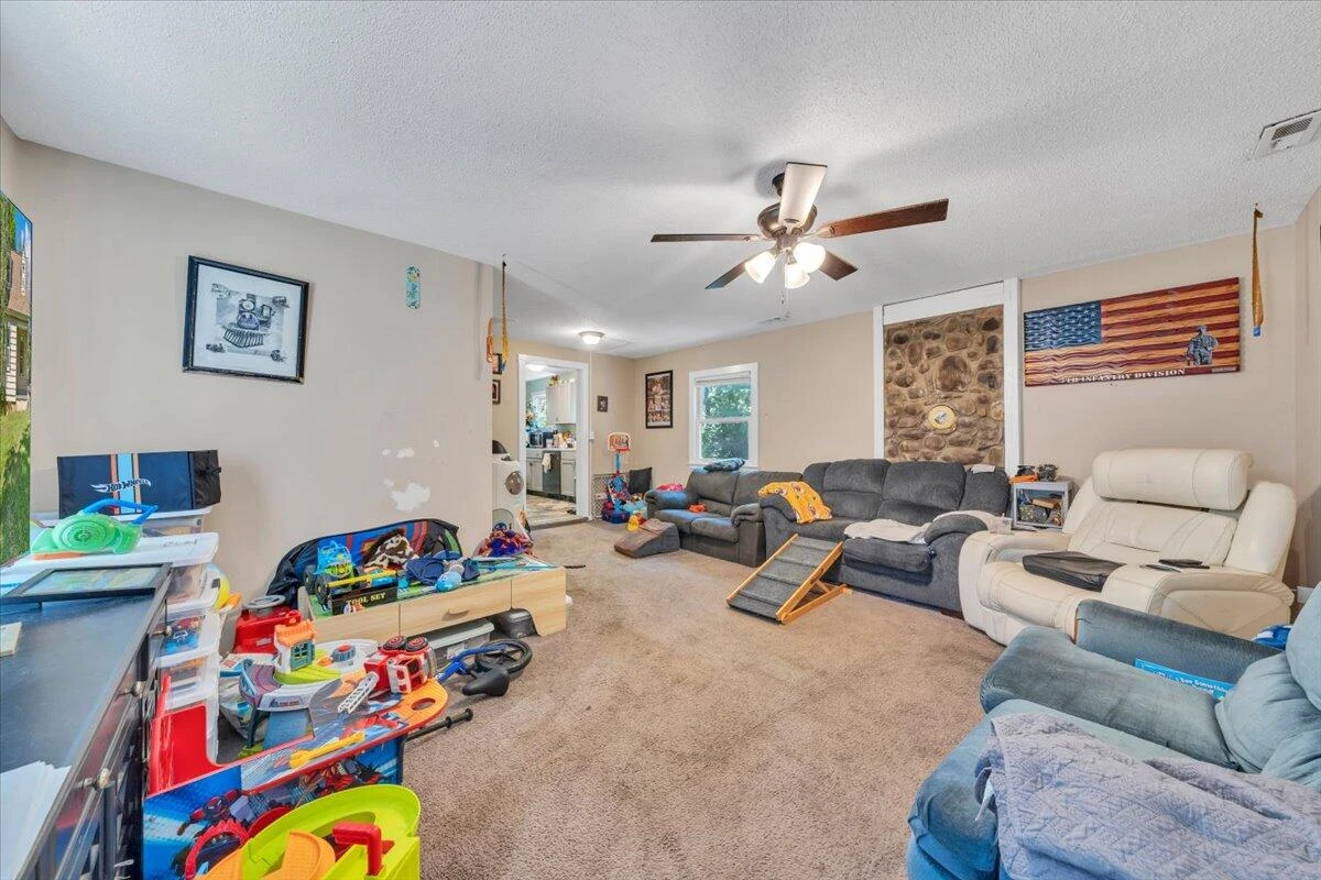 143 Tower RD - Photo 20