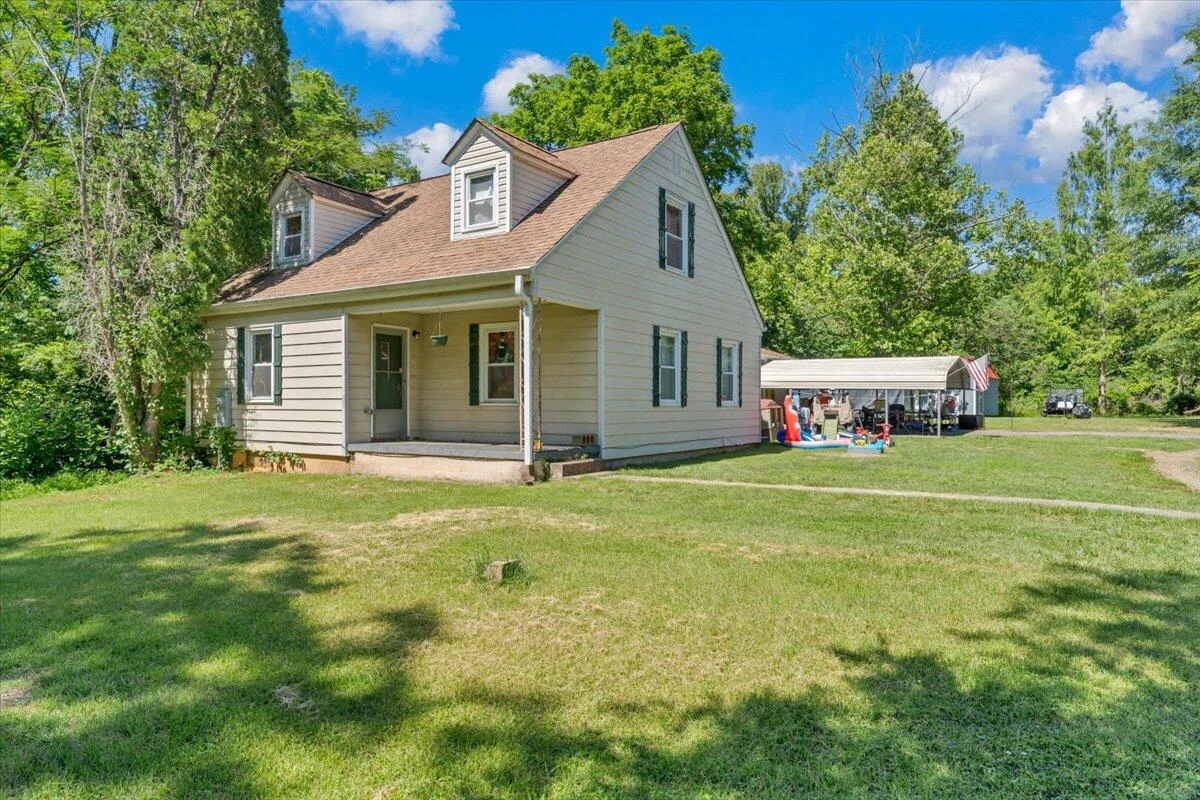 143 Tower RD - Photo 3