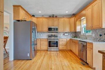 6411 Garrett LN - Photo 13