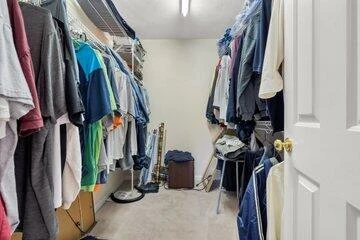 6411 Garrett LN - Photo 28