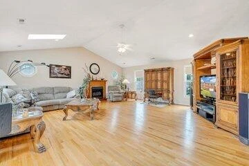 6411 Garrett LN - Photo 29